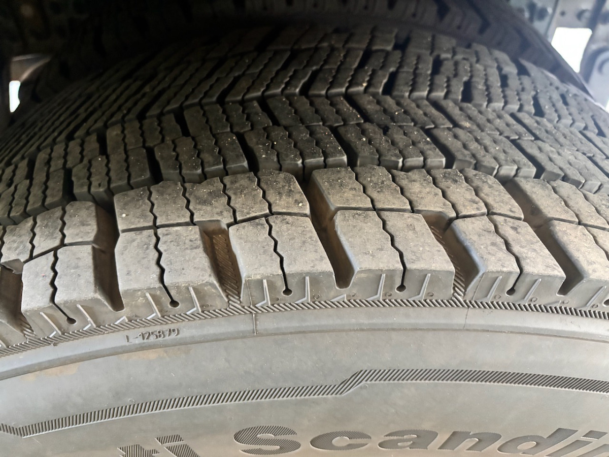 Camion à rideaux coulissants IVECO 190S40 Stralis: photos 19