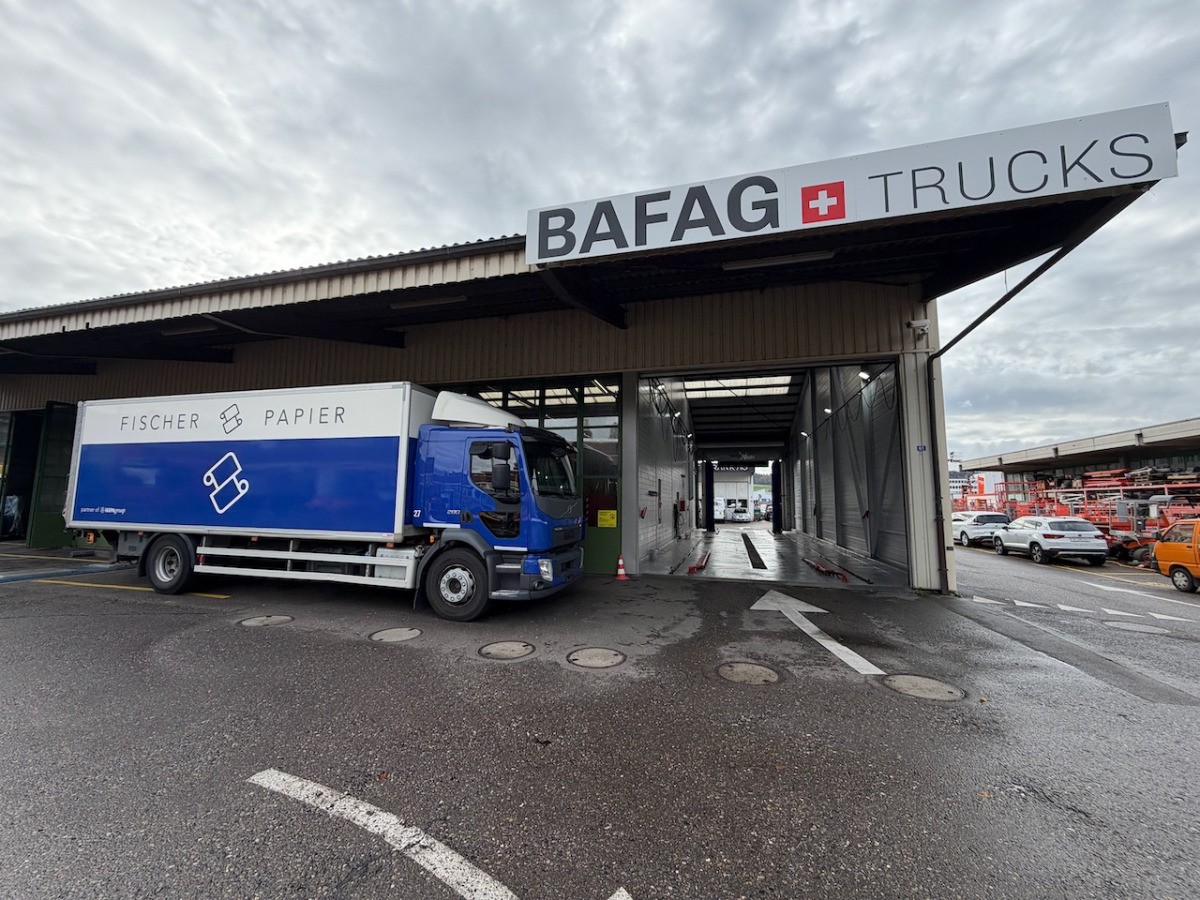 VOLVO FL-280 4x2R - Camion fourgon: photos 2 VOLVO FL-280 4x2R - Camion fourgon: photos 2