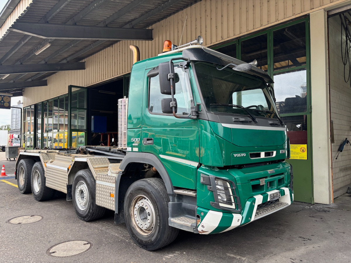 VOLVO FMX-500 8x4R - Camion ampliroll: photos 1 VOLVO FMX-500 8x4R - Camion ampliroll: photos 1