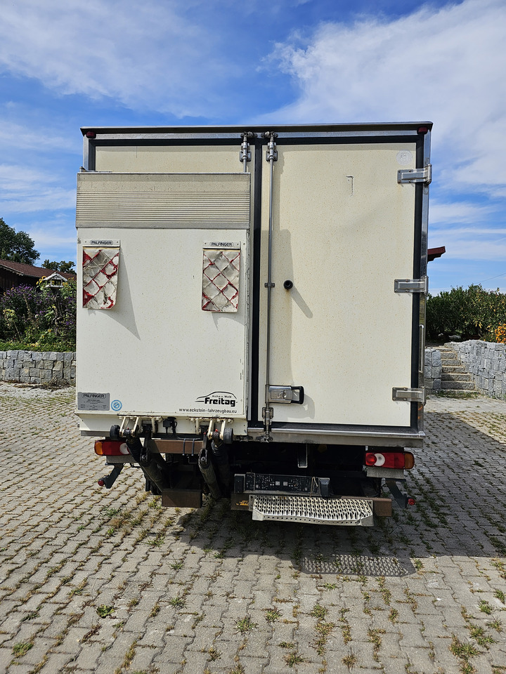 IVECO EUROCARGO 75-190 LBW Palfinger - Camion frigorifique: photos 2 IVECO EUROCARGO 75-190 LBW Palfinger - Camion frigorifique: photos 2