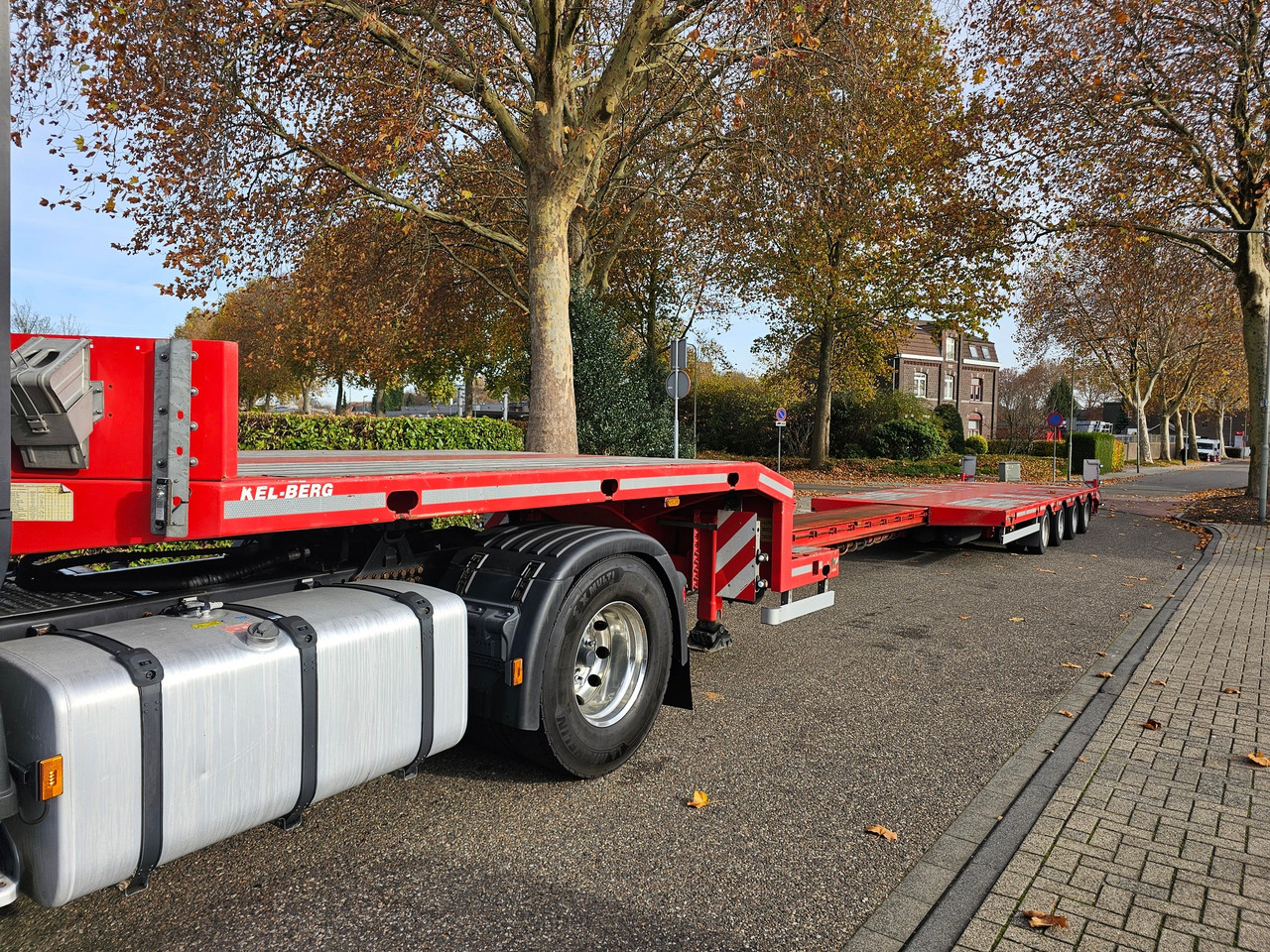 Kel-berg E50 S4 Telescopic - Semi-remorque surbaissé: photos 4 Kel-berg E50 S4 Telescopic - Semi-remorque surbaissé: photos 4