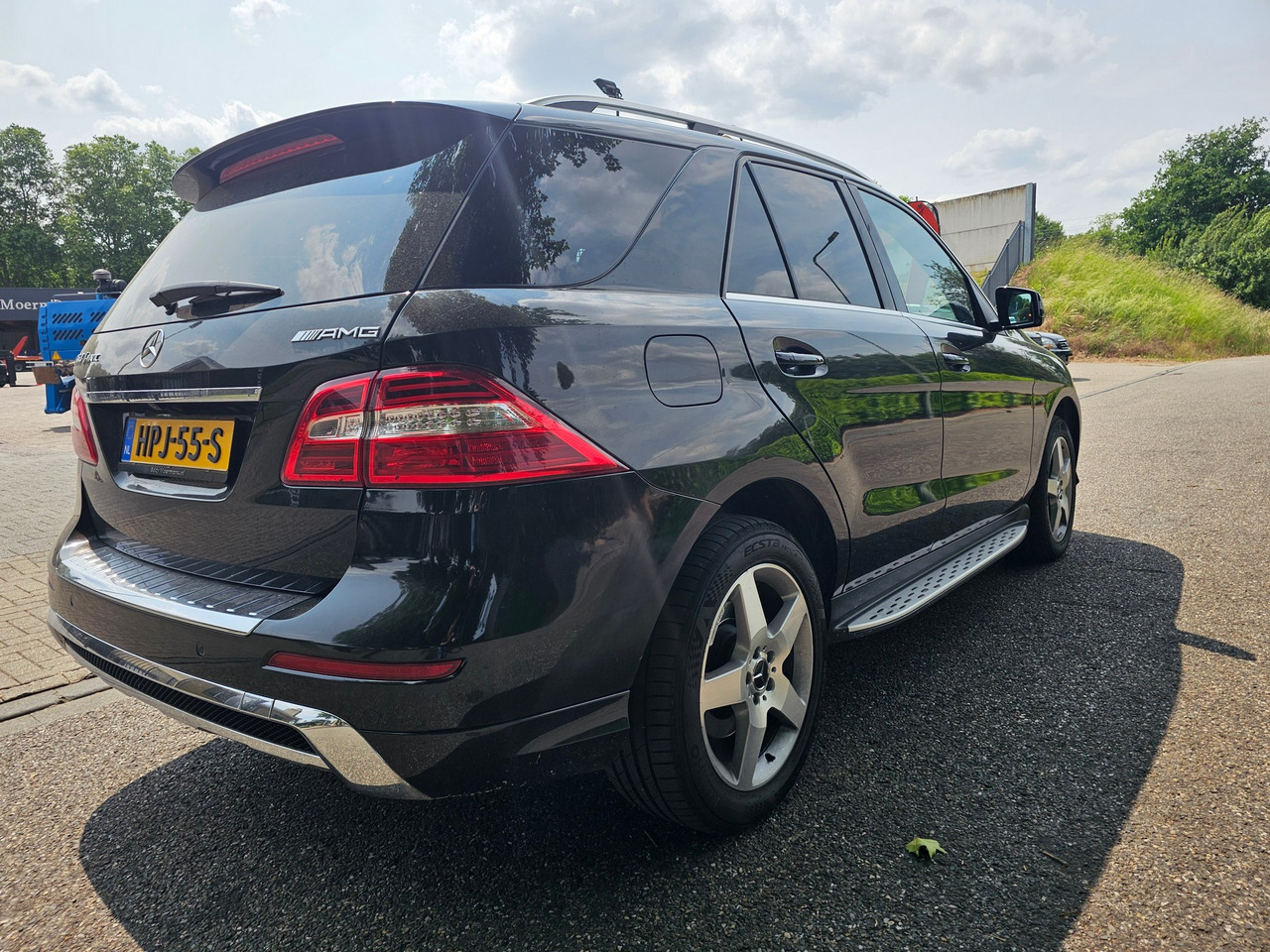 Mercedes Benz ML 350 Bluetec AMG - SUV: photos 5 Mercedes Benz ML 350 Bluetec AMG - SUV: photos 5