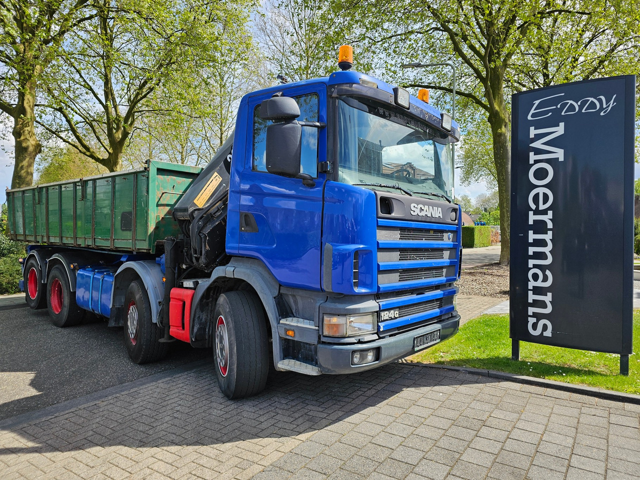 Scania R 124G 420 8x2 - Camion grue: photos 1 Scania R 124G 420 8x2 - Camion grue: photos 1