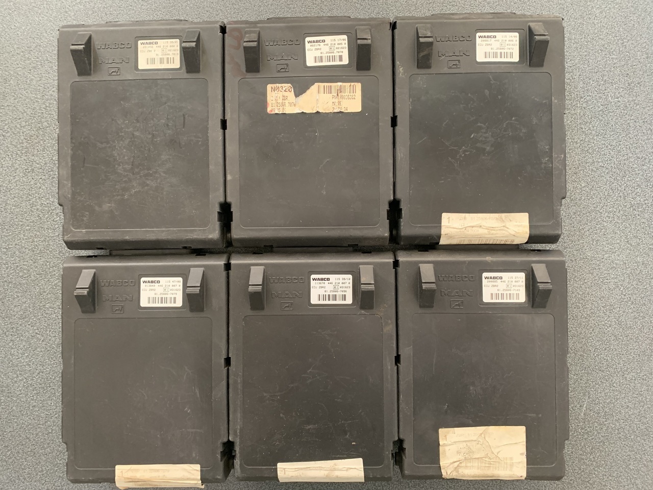 CENTRAL ON-BOARD COMPUTER-ZBR MAN TGA-TGS-TGX - Bloc de gestion pour Camion: photos 1 CENTRAL ON-BOARD COMPUTER-ZBR MAN TGA-TGS-TGX - Bloc de gestion pour Camion: photos 1