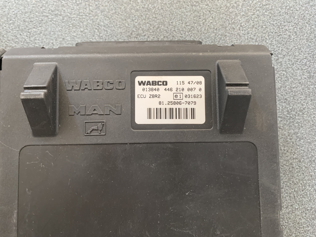CENTRAL ON-BOARD COMPUTER-ZBR MAN TGA-TGS-TGX - Bloc de gestion pour Camion: photos 4 CENTRAL ON-BOARD COMPUTER-ZBR MAN TGA-TGS-TGX - Bloc de gestion pour Camion: photos 4