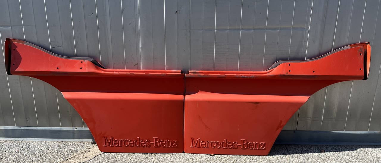DOOR EXTENSION OUTSIDE-INSIDE LEFT AND RIGHT ACTROS MP3 MEGASPACE  - Carrosserie et extérieur pour Camion: photos 4 DOOR EXTENSION OUTSIDE-INSIDE LEFT AND RIGHT ACTROS MP3 MEGASPACE  - Carrosserie et extérieur pour Camion: photos 4