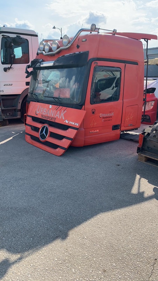 HOT AIR AUXILIARY HEATER WEBASTO AIR TOP 2000 AP1 ACTROS MP3 - Chauffage/ Ventilation pour Camion: photos 3 HOT AIR AUXILIARY HEATER WEBASTO AIR TOP 2000 AP1 ACTROS MP3 - Chauffage/ Ventilation pour Camion: photos 3