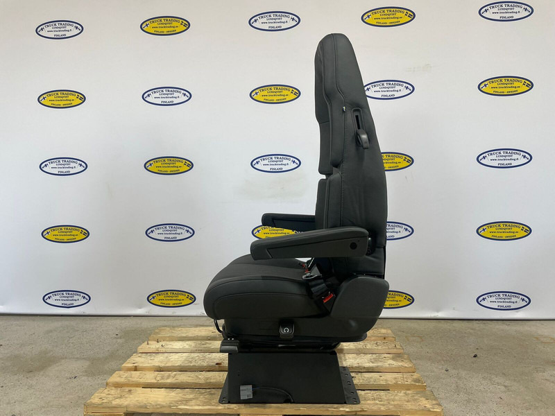 Volvo FH5 - Siège: photos 5 Volvo FH5 - Siège: photos 5