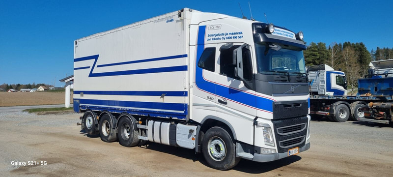 Volvo FH540 - Camion fourgon: photos 1 Volvo FH540 - Camion fourgon: photos 1