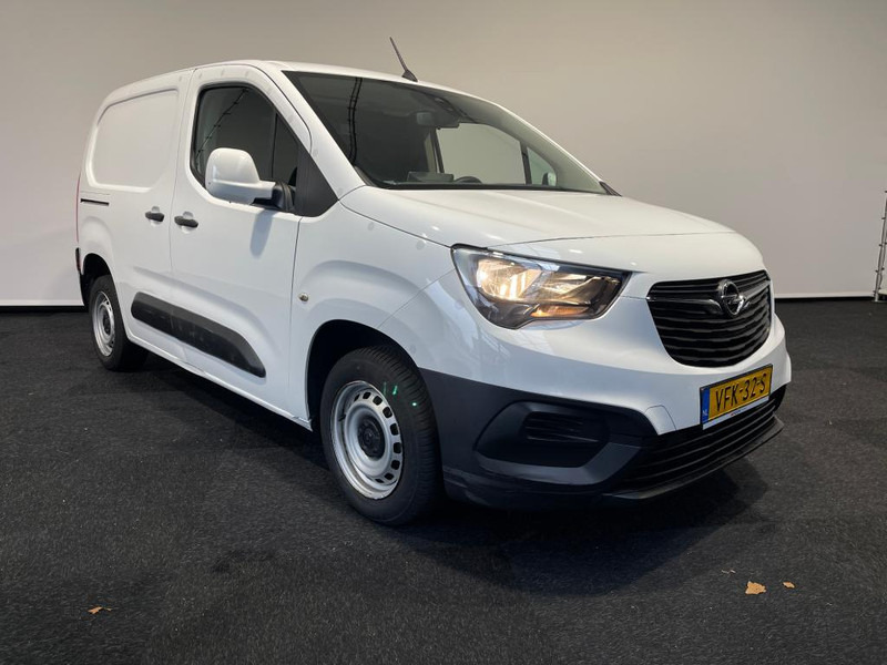 Opel Combo Combo Tour L1H1 1.5 Diesel 102pk Edition Euro 6 - Fourgonnette: photos 1 Opel Combo Combo Tour L1H1 1.5 Diesel 102pk Edition Euro 6 - Fourgonnette: photos 1