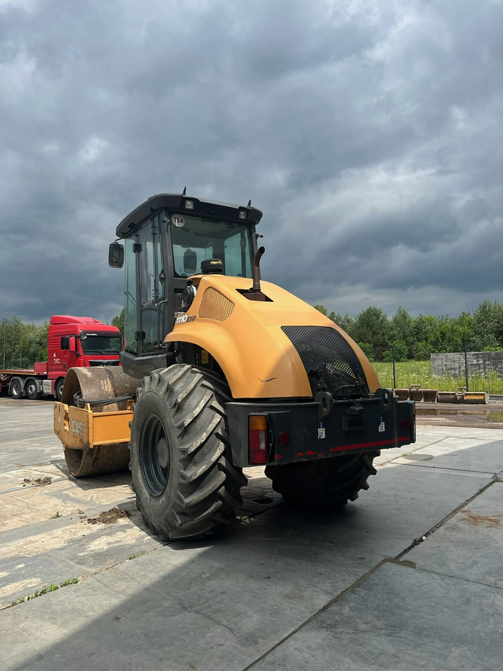 CASE 111G EX-D - Compacteur: photos 2 CASE 111G EX-D - Compacteur: photos 2