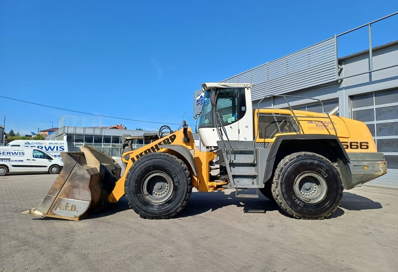 Chargeuse sur pneus Liebherr L 566: photos 7