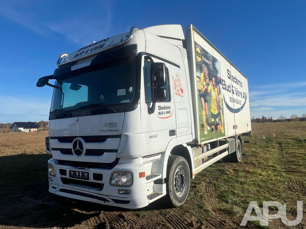 Mercedes Actros 1832 - Camion fourgon: photos 1 Mercedes Actros 1832 - Camion fourgon: photos 1