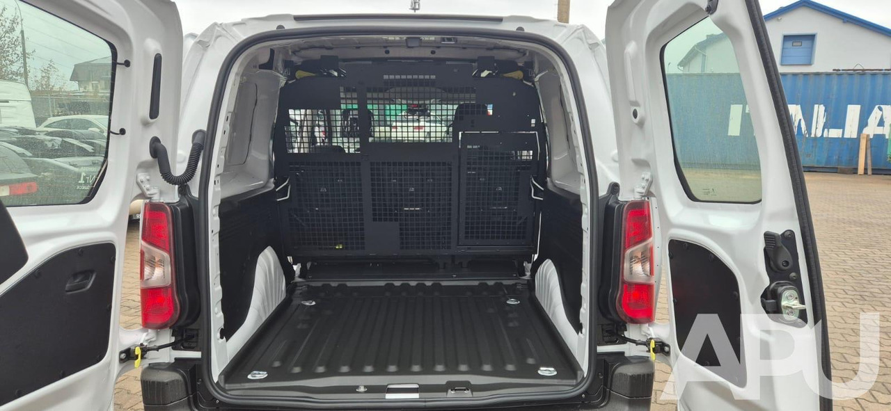 TOYOTA Proace City MC24 - Utilitaire double cabine: photos 2 TOYOTA Proace City MC24 - Utilitaire double cabine: photos 2