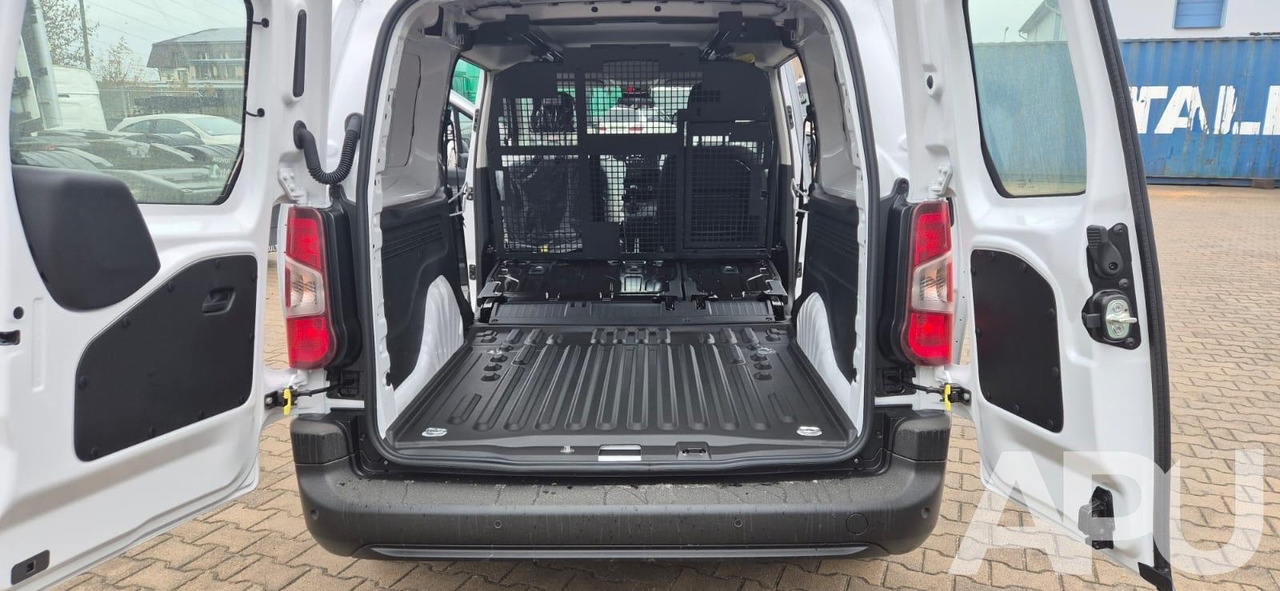 TOYOTA Proace City MC24 - Utilitaire double cabine: photos 3 TOYOTA Proace City MC24 - Utilitaire double cabine: photos 3