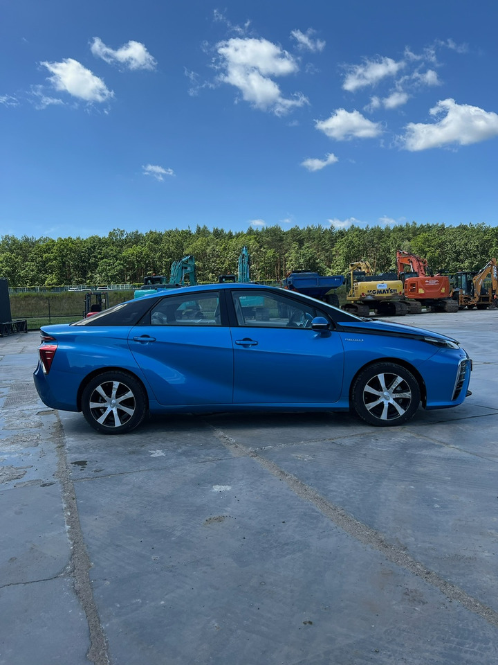 Toyota Mirai - Berline: photos 5 Toyota Mirai - Berline: photos 5