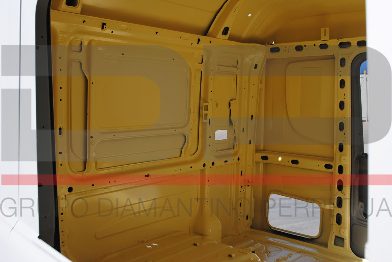 Cabine pour Camion Scania Cabine Nua CR19 Normal (Porta Pequena) PGRT: photos 6