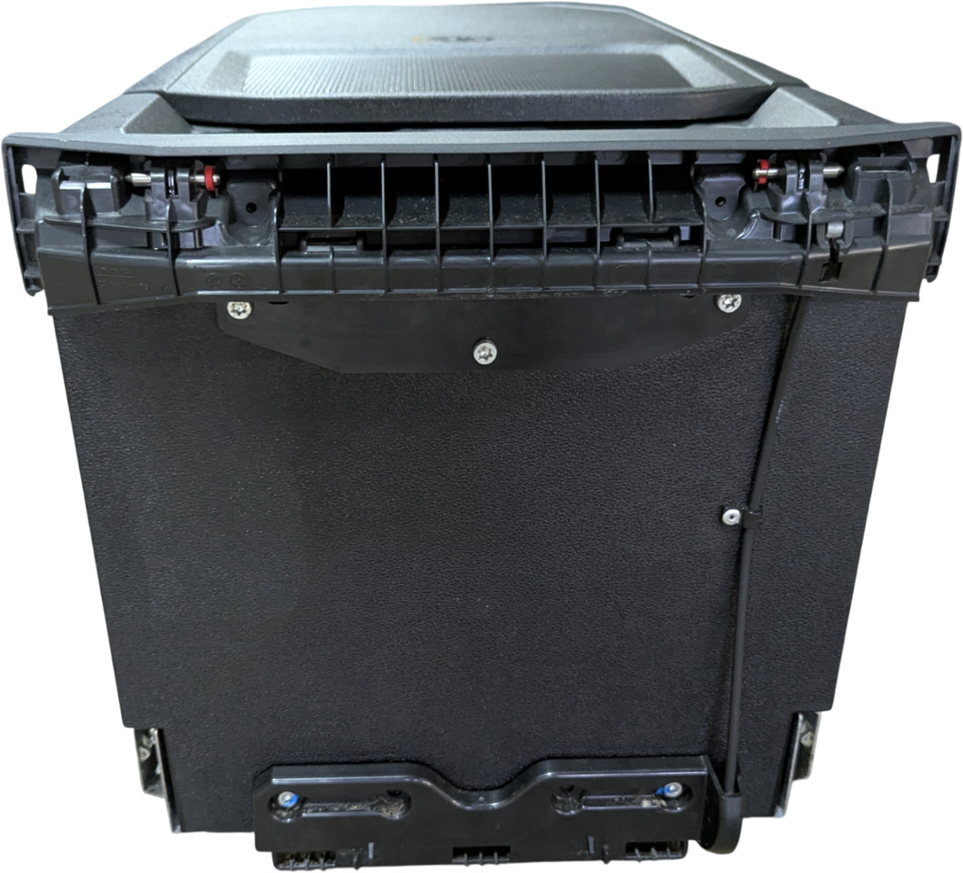 DAF CF, XD, XF, XG KOELKAST 35L VAN DEMO MODEL 2318729 - Cabine et intérieur pour Camion: photos 5 DAF CF, XD, XF, XG KOELKAST 35L VAN DEMO MODEL 2318729 - Cabine et intérieur pour Camion: photos 5