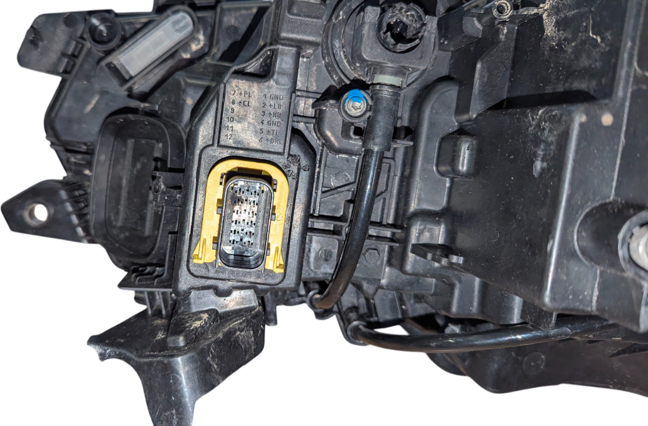 DAF XD XF XG LED-KOPLAMP RECHTS OE | GEBRUIKT | 2188977U - Feu avant pour Camion: photos 4 DAF XD XF XG LED-KOPLAMP RECHTS OE | GEBRUIKT | 2188977U - Feu avant pour Camion: photos 4