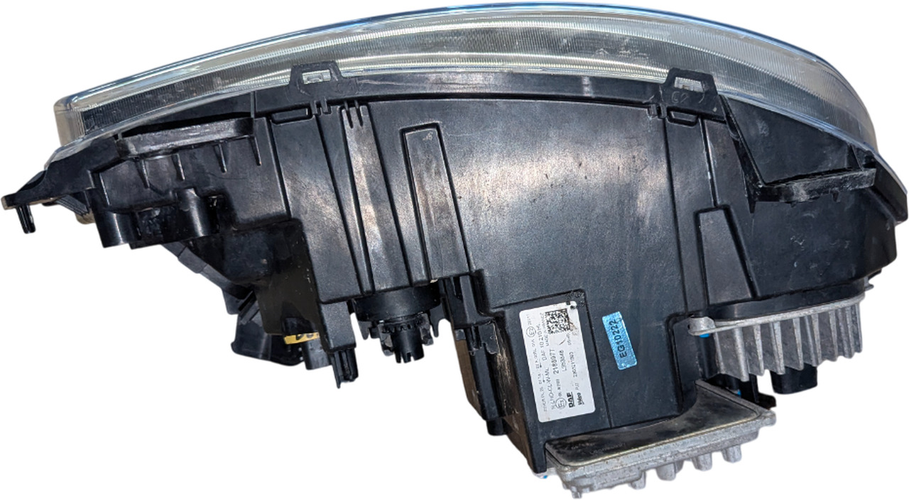 DAF XD XF XG LED-KOPLAMP RECHTS OE | GEBRUIKT | 2188977U - Feu avant pour Camion: photos 2 DAF XD XF XG LED-KOPLAMP RECHTS OE | GEBRUIKT | 2188977U - Feu avant pour Camion: photos 2