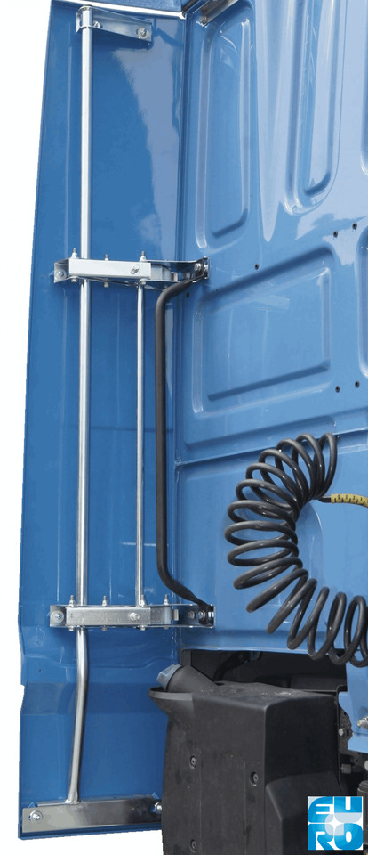 DAF XF 106 SC CABINE SPOILERSET KLAPGEDEELDE LINKS KLEUR H3279 000052 - Cabine pour Camion: photos 5 DAF XF 106 SC CABINE SPOILERSET KLAPGEDEELDE LINKS KLEUR H3279 000052 - Cabine pour Camion: photos 5