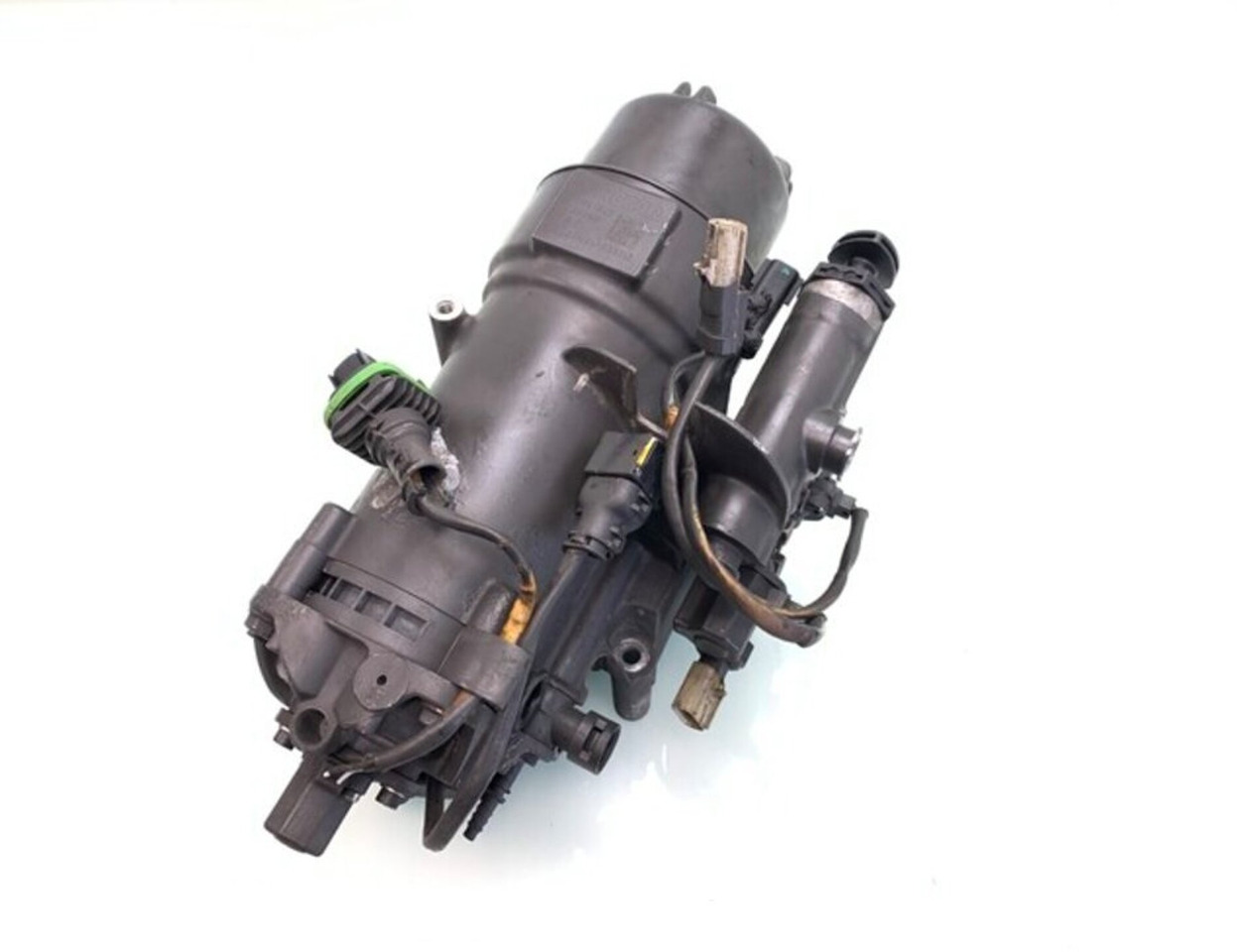 DAF XF CF BRANDSTOFFILTERMODULE GEBRUIKT 1951942 - Système de carburant pour Camion: photos 1 DAF XF CF BRANDSTOFFILTERMODULE GEBRUIKT 1951942 - Système de carburant pour Camion: photos 1