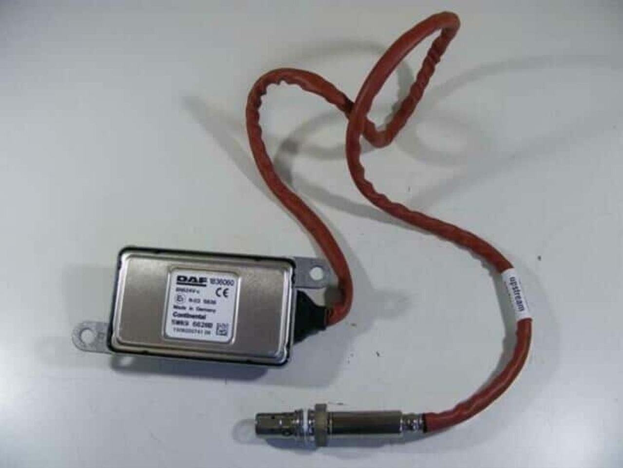 DAF nox sensor 2011649 - Système d'échappement pour Camion: photos 1 DAF nox sensor 2011649 - Système d'échappement pour Camion: photos 1