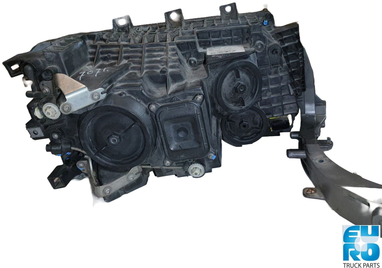 SCANIA S H7 KOPLAMP LH EL.VERSTELBAAR MET BEUGEL 2379890UA - Feu avant pour Camion: photos 4 SCANIA S H7 KOPLAMP LH EL.VERSTELBAAR MET BEUGEL 2379890UA - Feu avant pour Camion: photos 4