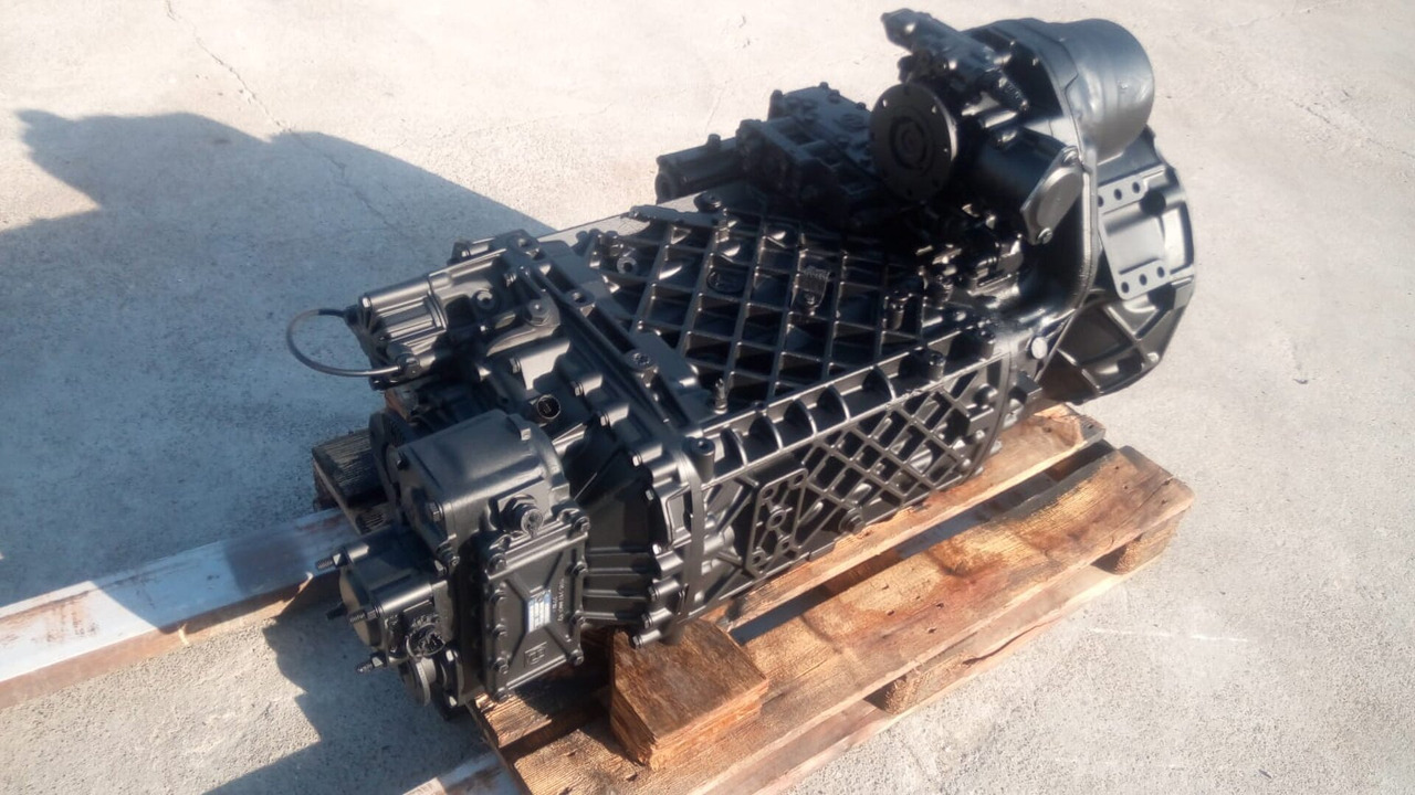 Boîte de vitesse pour Camion VERSNELLINGSBAK 16S2522TO ECOSPLIT NMV221 met PTO NMV 221 brandschade 000179: photos 1