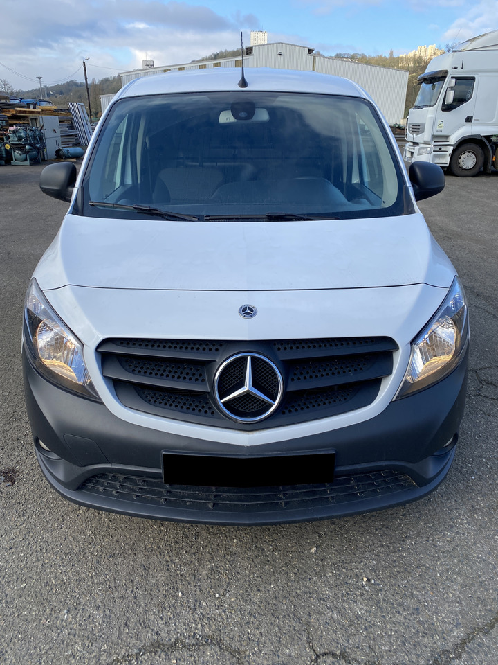 MERCEDES BENZ Citan fourgon porte latérale - Fourgonnette: photos 4 MERCEDES BENZ Citan fourgon porte latérale - Fourgonnette: photos 4