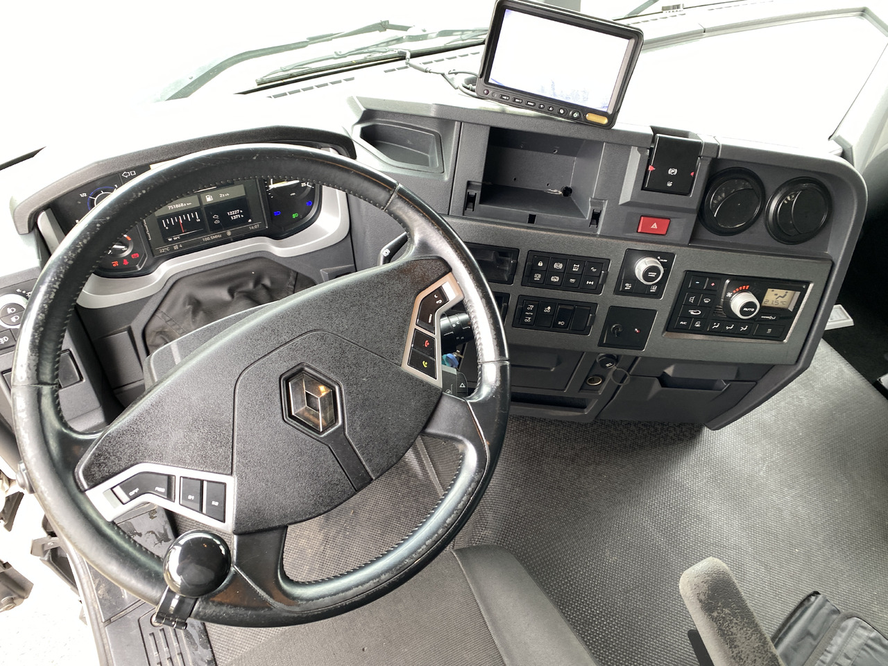 Camion frigorifique pour transport de la nourriture RENAULT T: photos 12