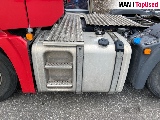 MAN TGX 26.470 6x2/2 BL SA "Retarder / 700 l Tank" - Tracteur routier: photos 5 MAN TGX 26.470 6x2/2 BL SA "Retarder / 700 l Tank" - Tracteur routier: photos 5