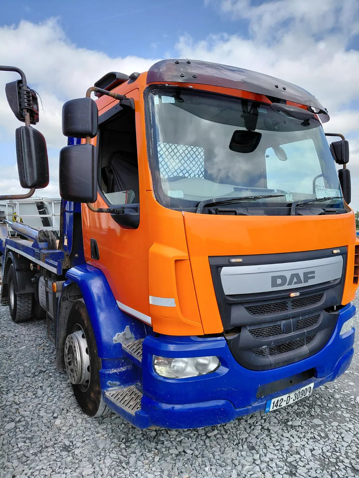 2014 DAF LF Skip Loader X 2 - Camion multibenne: photos 2 2014 DAF LF Skip Loader X 2 - Camion multibenne: photos 2