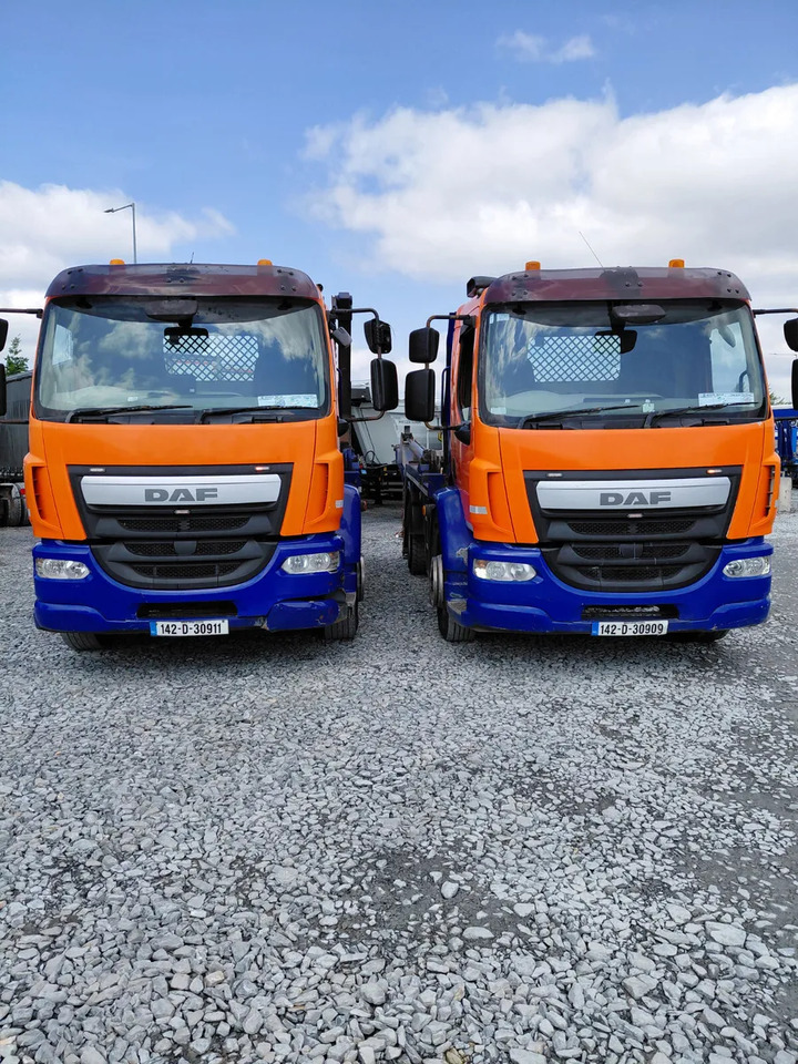 2014 DAF LF Skip Loader X 2 - Camion multibenne: photos 1 2014 DAF LF Skip Loader X 2 - Camion multibenne: photos 1