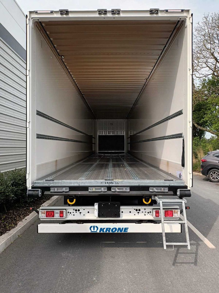 NEW Krone Dry liner with Rollerbed floor Airfreight for sale - Semi-remorque fourgon: photos 3 NEW Krone Dry liner with Rollerbed floor Airfreight for sale - Semi-remorque fourgon: photos 3