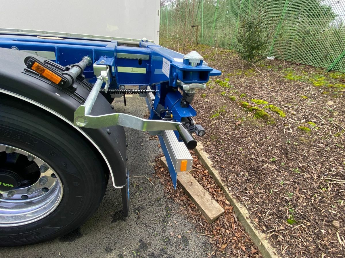 New D-TEC CONTAINER CHASSIS PM-3-SSliding - Semi-remorque porte-conteneur/ Caisse mobile: photos 5 New D-TEC CONTAINER CHASSIS PM-3-SSliding - Semi-remorque porte-conteneur/ Caisse mobile: photos 5