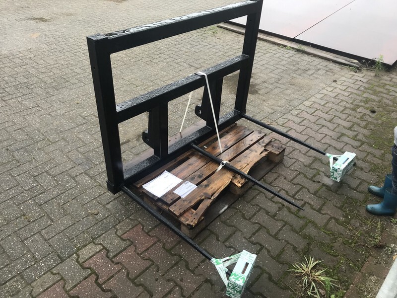 BALENVORK met Giant aanspan - Fourches pour Machine agricole: photos 2 BALENVORK met Giant aanspan - Fourches pour Machine agricole: photos 2