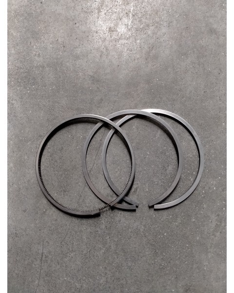 Case zuigerveren set - Pistons/ Anneaux/ Manchons pour Machine agricole: photos 1 Case zuigerveren set - Pistons/ Anneaux/ Manchons pour Machine agricole: photos 1
