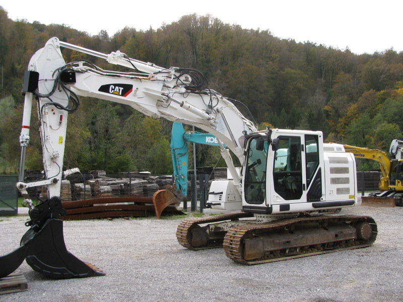 CATERPILLAR 320E LRR with 4 tools - Pelle sur chenille: photos 1 CATERPILLAR 320E LRR with 4 tools - Pelle sur chenille: photos 1