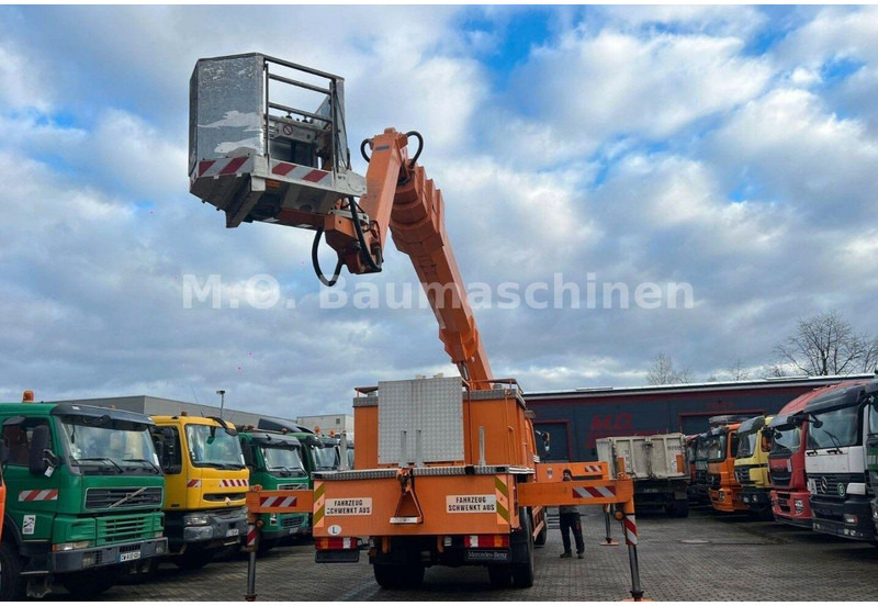 Mercedes-Benz Atego 1928 - Camion, Camion grue: photos 3 Mercedes-Benz Atego 1928 - Camion, Camion grue: photos 3