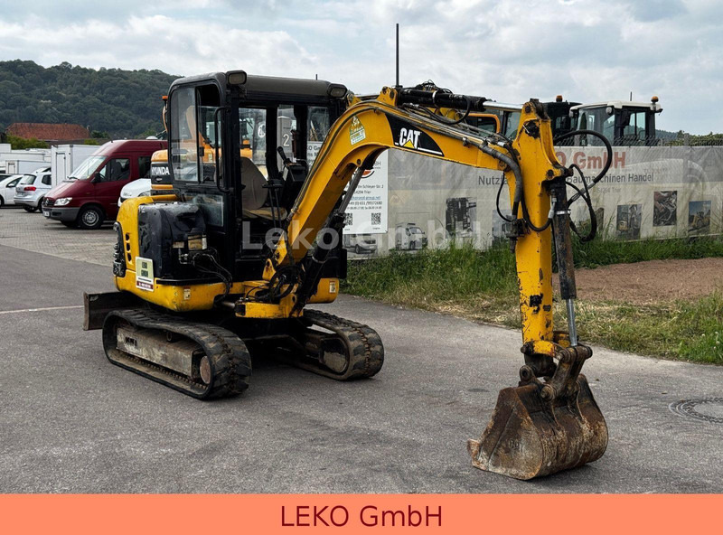 Caterpillar 302,5 - Mini pelle: photos 1 Caterpillar 302,5 - Mini pelle: photos 1