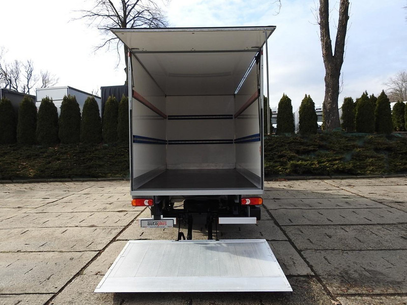 Fourgon grand volume Fiat DUCATO KONTENER WINDA 8 PALET TEMPOMAT NAWIGACJA KLIMATYZACJA LE: photos 11 Fourgon grand volume Fiat DUCATO KONTENER WINDA 8 PALET TEMPOMAT NAWIGACJA KLIMATYZACJA LE: photos 11