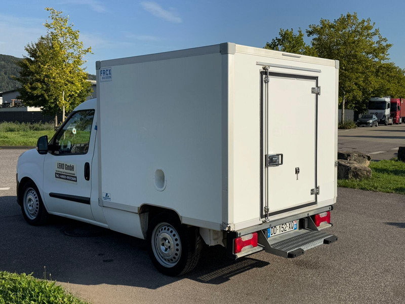 Fiat Doblò 1.3 - Utilitaire frigorifique: photos 5 Fiat Doblò 1.3 - Utilitaire frigorifique: photos 5