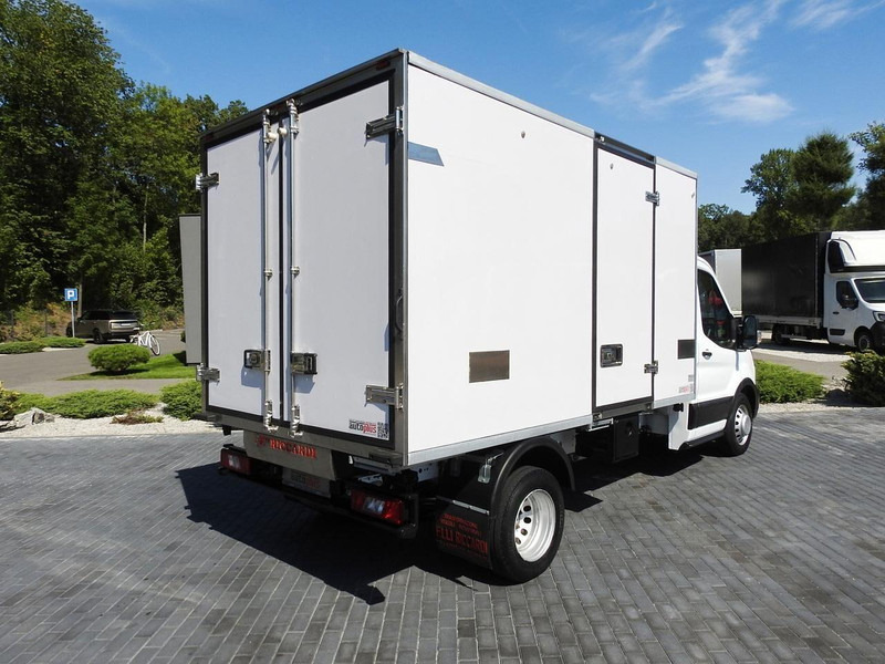 Ford TRANSIT CHŁODNIA KONTENER 0*C ZASILANIE 230V TEMPOMAT KLIMATYZAC - Utilitaire frigorifique: photos 3 Ford TRANSIT CHŁODNIA KONTENER 0*C ZASILANIE 230V TEMPOMAT KLIMATYZAC - Utilitaire frigorifique: photos 3