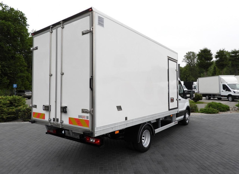Ford TRANSIT KONTENER / CHŁODNIA 5*C / TEMPOMAT LEDY BLIŹNIACZE KOŁA - Utilitaire frigorifique: photos 3 Ford TRANSIT KONTENER / CHŁODNIA 5*C / TEMPOMAT LEDY BLIŹNIACZE KOŁA - Utilitaire frigorifique: photos 3
