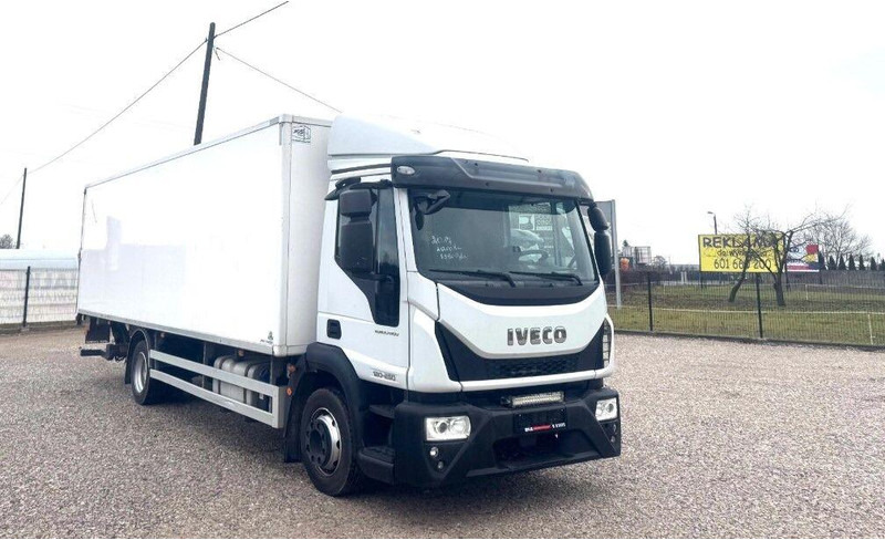 Iveco 120-250 EUROCARGO Koffer + Tail Lift - Camion fourgon: photos 2 Iveco 120-250 EUROCARGO Koffer + Tail Lift - Camion fourgon: photos 2