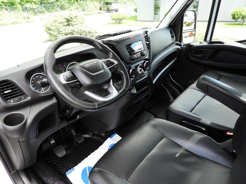 Iveco DAILY 35S16 - Camion plateau: photos 2 Iveco DAILY 35S16 - Camion plateau: photos 2