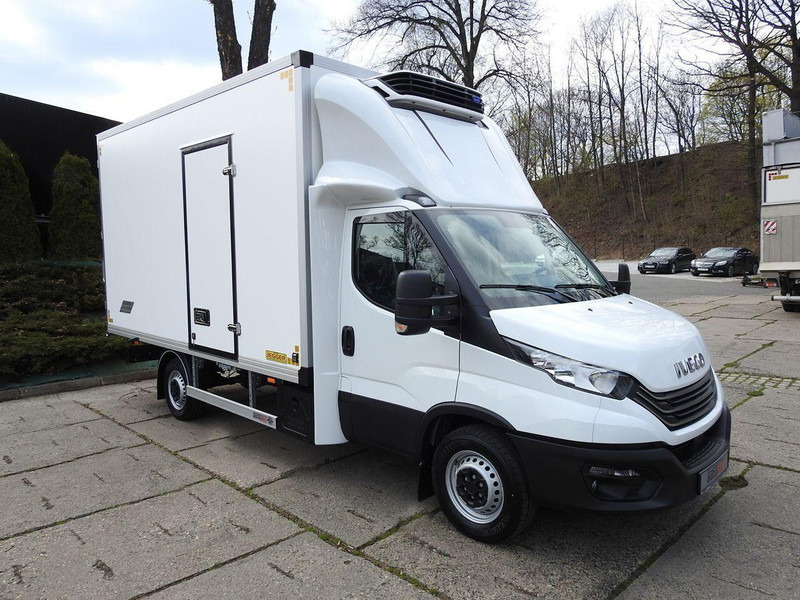 Iveco DAILY 35S16 NOWY KONTENER CHŁODNIA -10*C 8 PALET FUNKCJA GRZANIA - Utilitaire frigorifique: photos 4 Iveco DAILY 35S16 NOWY KONTENER CHŁODNIA -10*C 8 PALET FUNKCJA GRZANIA - Utilitaire frigorifique: photos 4
