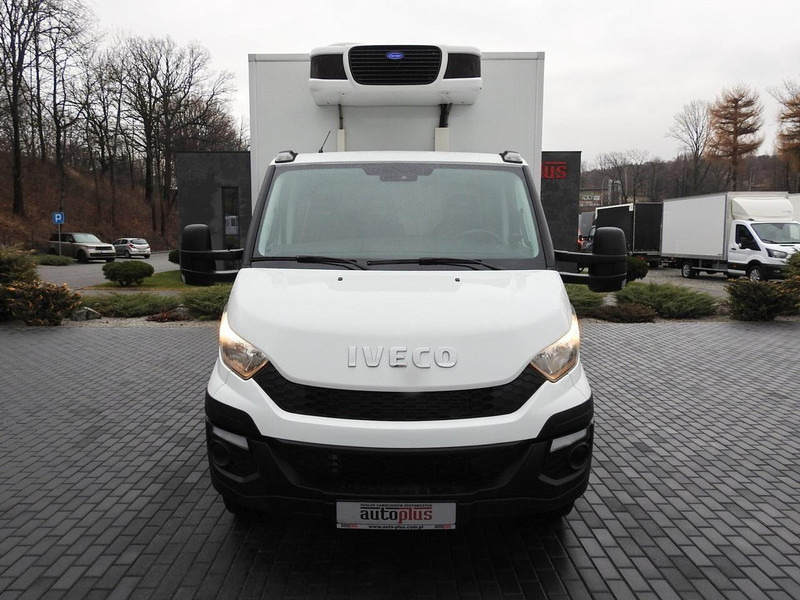 Iveco DAILY 70C17 CHŁODNIA 0*C WINDA 9 PALET ZASILANIE 230V TEMPOMAT K - Utilitaire frigorifique: photos 5 Iveco DAILY 70C17 CHŁODNIA 0*C WINDA 9 PALET ZASILANIE 230V TEMPOMAT K - Utilitaire frigorifique: photos 5