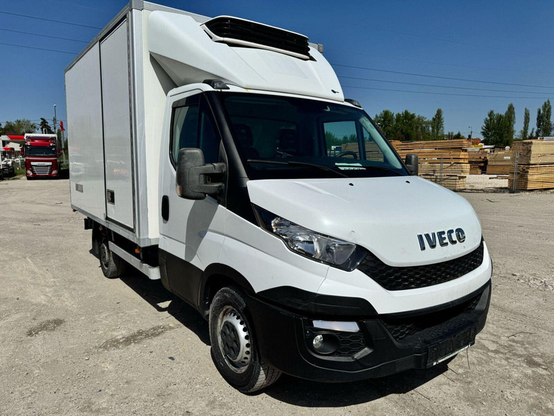 Iveco Daily 35-130 S - CARRIER XARIOS 350 Frigo - Utilitaire frigorifique: photos 1 Iveco Daily 35-130 S - CARRIER XARIOS 350 Frigo - Utilitaire frigorifique: photos 1